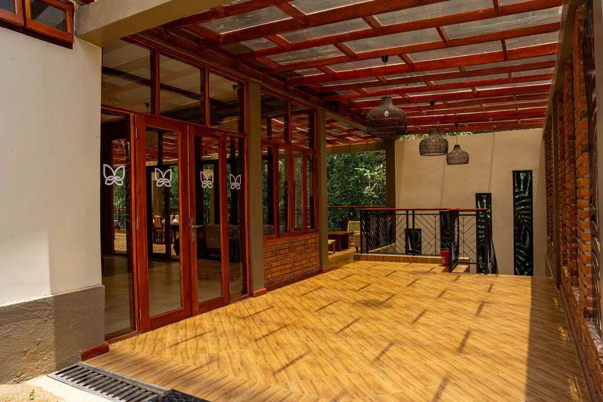 Entrance to the restaurant terrace at Mvuli Farm Lodge